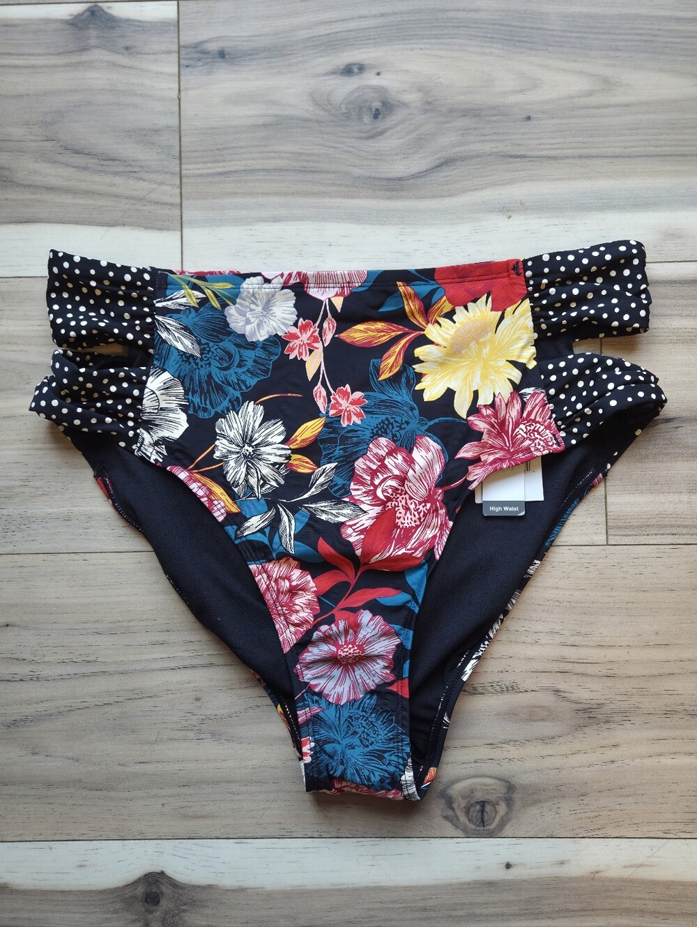 Time and Tru NWT High Waist Floral & Polka Dot Bikini Swim Bottom Women’s Size M